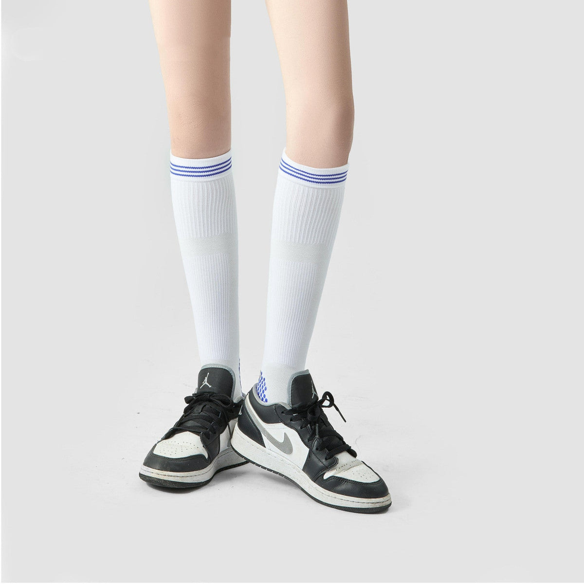 Compression Socks for Women - Yoga and Massage Towel - FamilyCarers.store